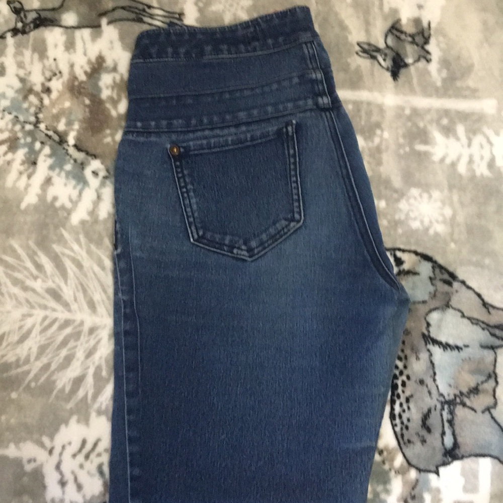 Stretchy jeans